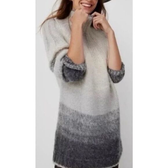 Anthropologie Sweaters - Anthropologie Perri Ombre Stripe Gray Sweater